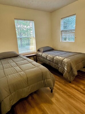 2 Schlafzimmer, Bettwäsche