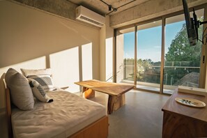 Imagen sin descripción, 3 de 49, botón