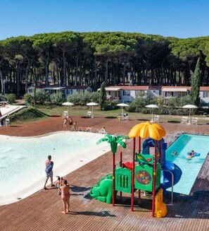 Pool - Mobile home with air conditioning and wooden veranda (Cesenatico)