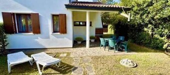 Holiday home with garden