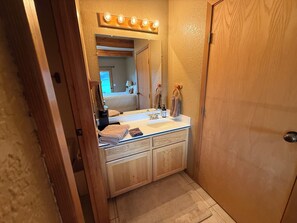 Luokittelematon kuva, 5 kautta 6, painike