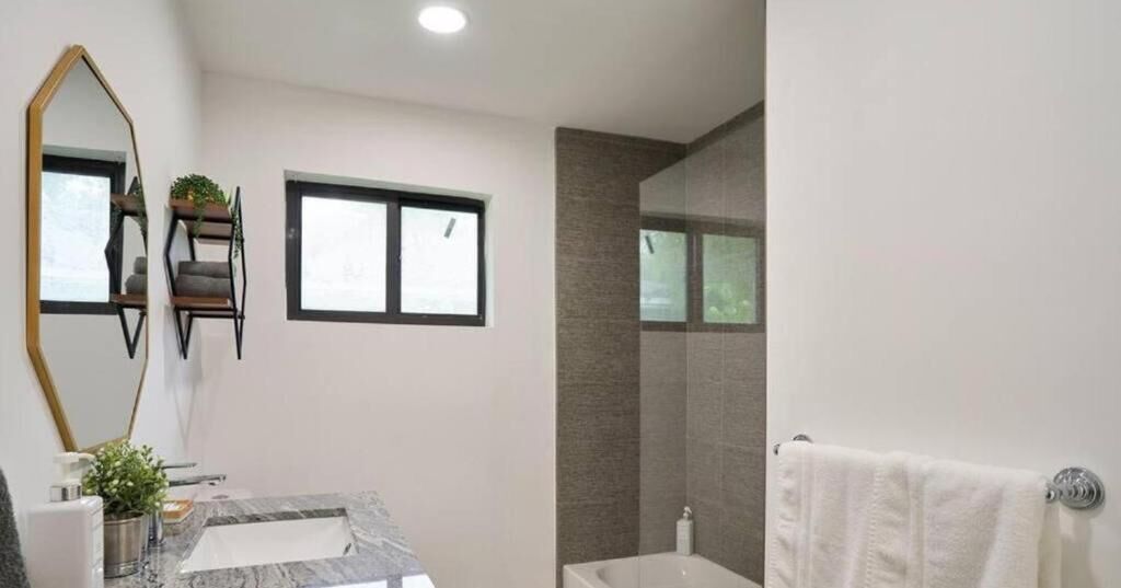 Comfort Villa | Bathroom