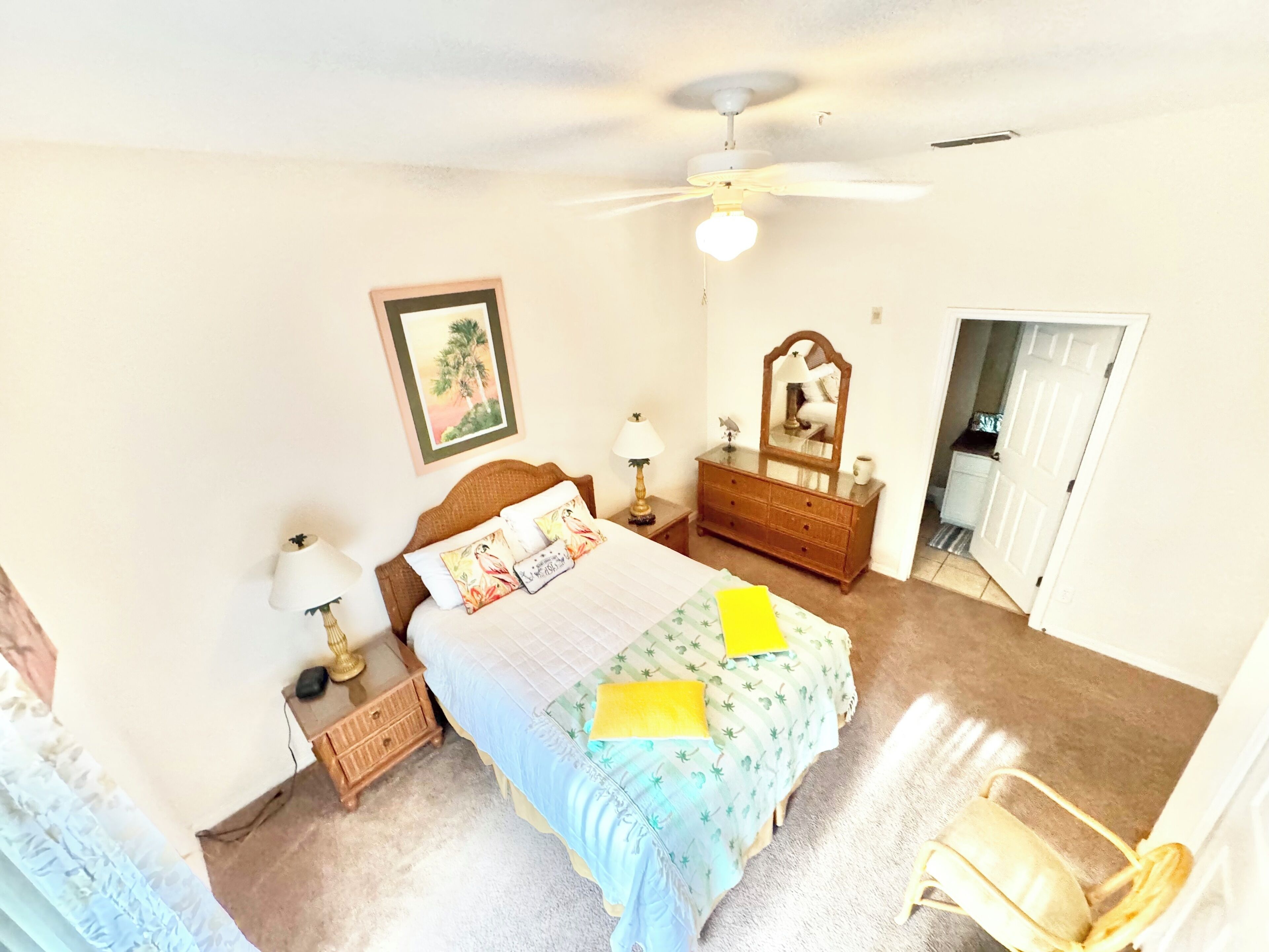 Comfort Condo, Balcony, Pool View | Free WiFi