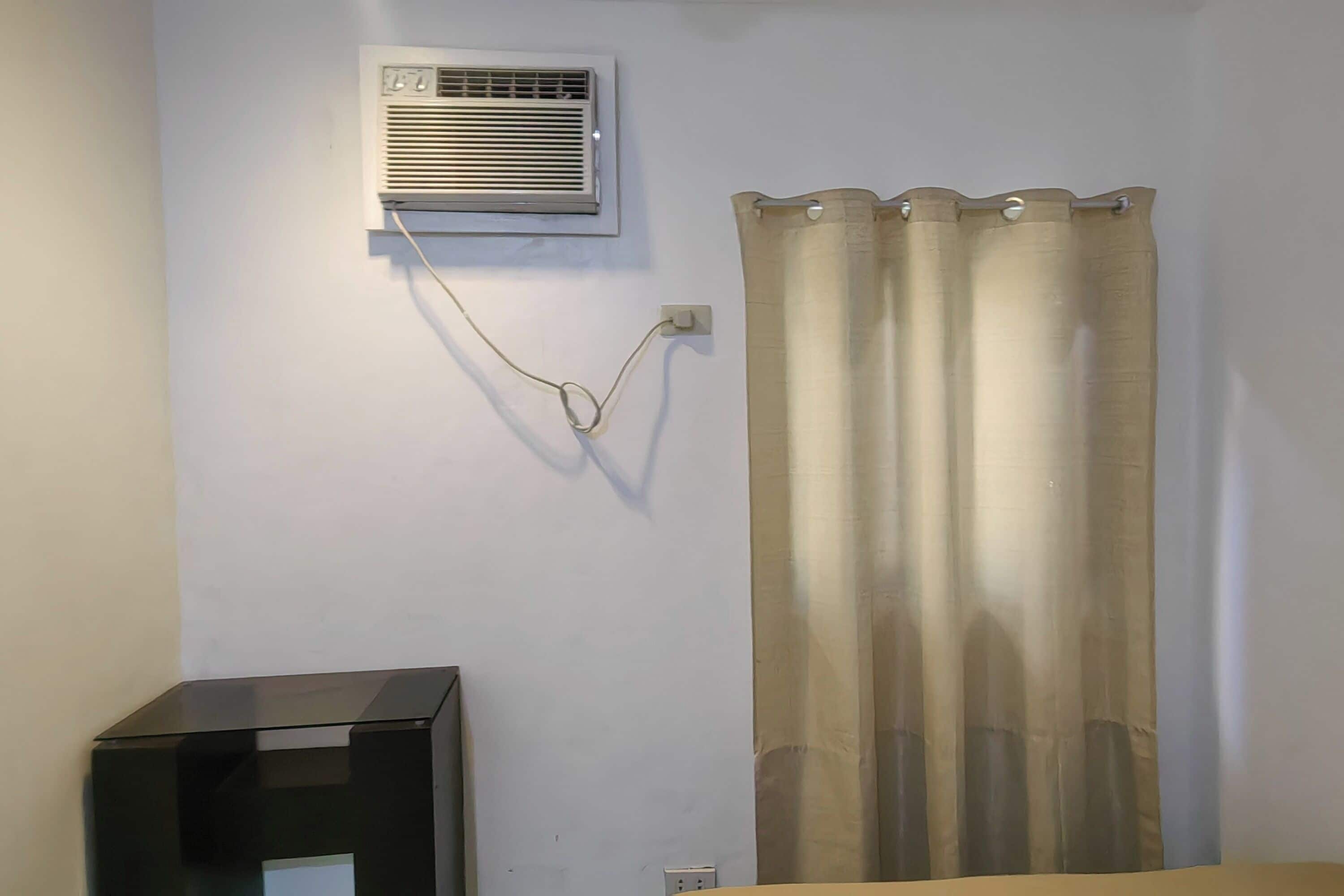 Standard Double Room | Free WiFi, bed sheets