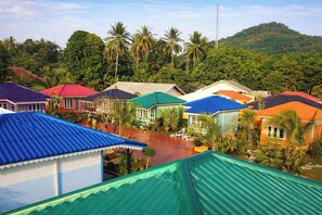 Exterior - Phetmanee Resort (Ko Yao)