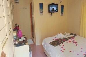 Room - Phetmanee Resort (Ko Yao)