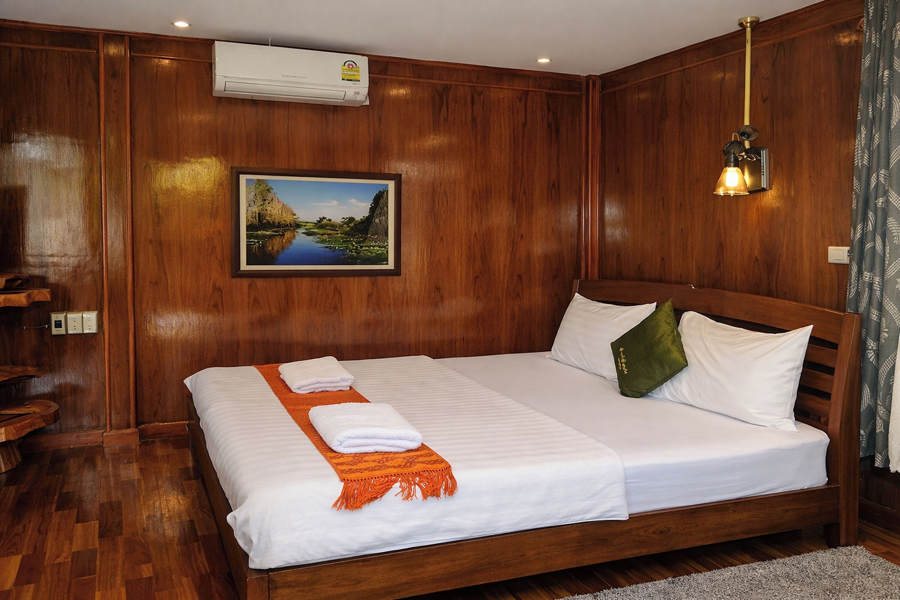 Standard Bungalow | Free WiFi, bed sheets