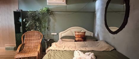 熨斗/熨衫板、免費 Wi-Fi、床單