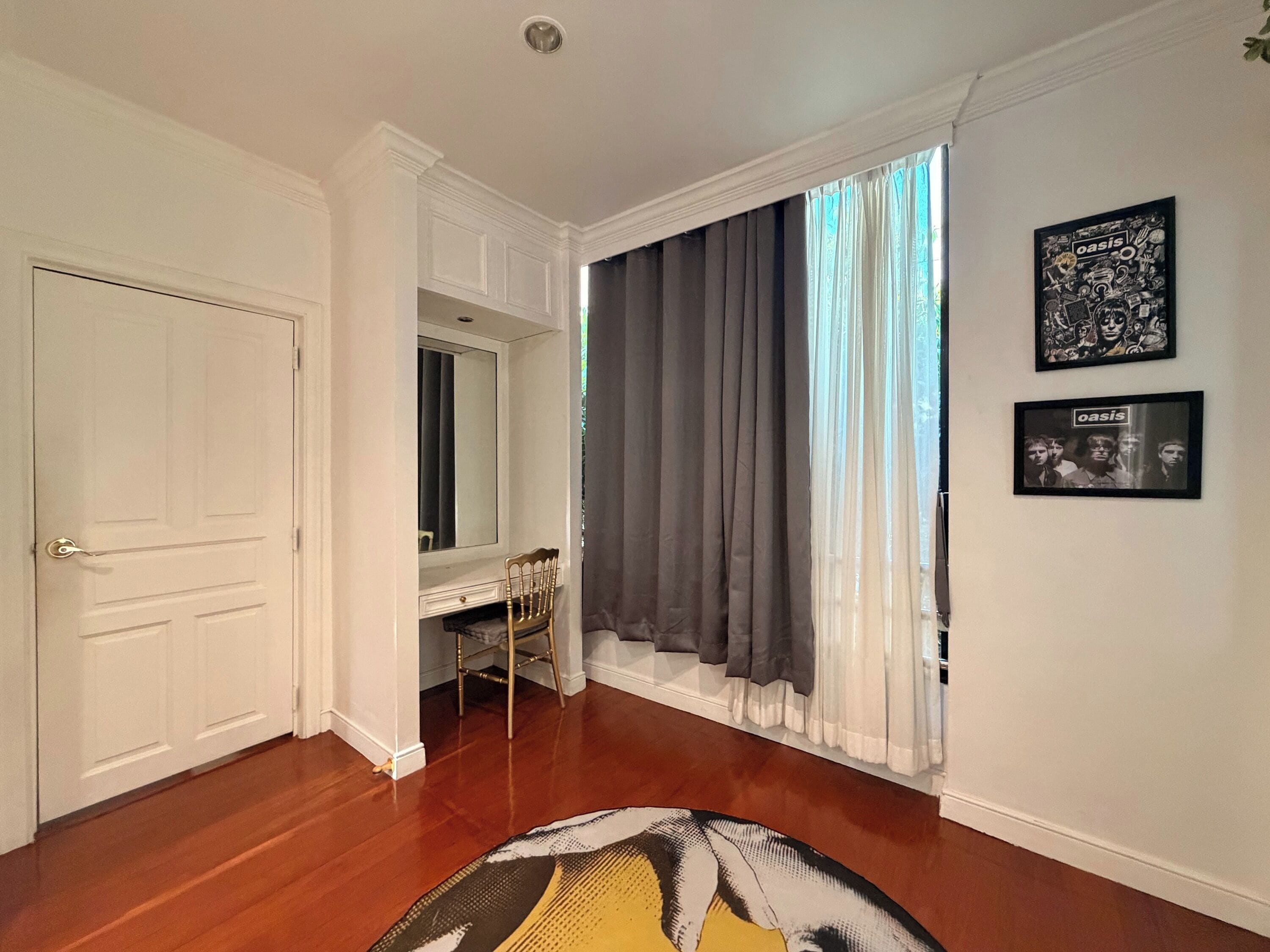Suite | Iron/ironing board, free WiFi, bed sheets