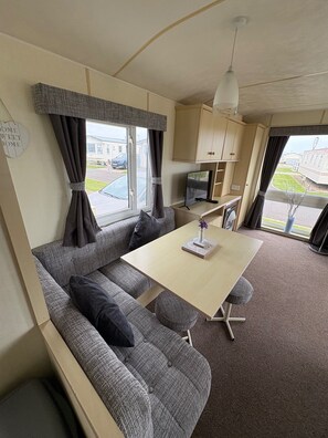 Immagine non classificata, 2 di 12, pulsante