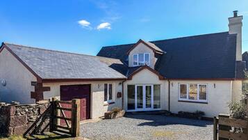 House | 3 bedrooms