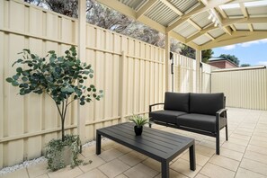 Terrace/patio - Coastal Calm on Bellevue—Steps from the Beach (Hove)