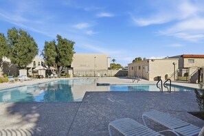 Imagen sin descripción, 2 de 15, botón