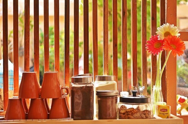 Basic Studio, Balcony, City View | Breakfast meal - Pailin Guest House (Krung Thep Maha Nakhon)