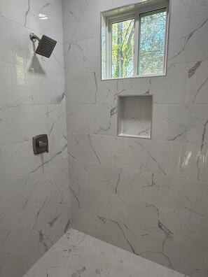 Towels, soap, toilet paper - Modern New Build / 3 BDR / 2 Bath / Central Location (Winston-Salem)