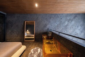 Deluxe Suite, 1 Bedroom, Pool View - The Lima Ocean Suites Pererenan (Canggu)