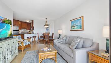 Luxury Condo, Balcony, Ocean View | Living area