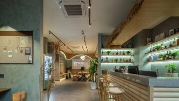 Classic Studio, Balcony, City View | Bar (on property)