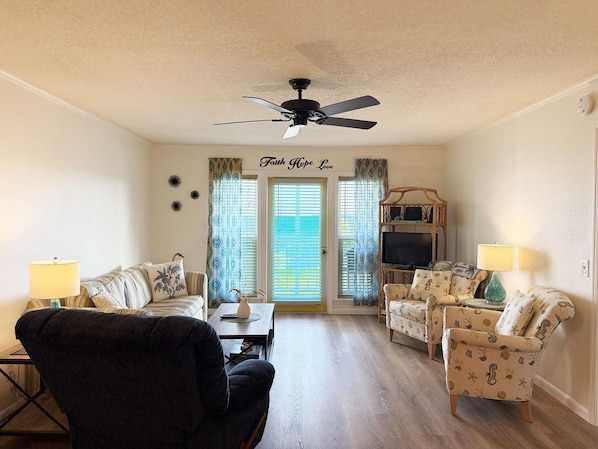 Imagen sin descripción, 1 de 25, botón