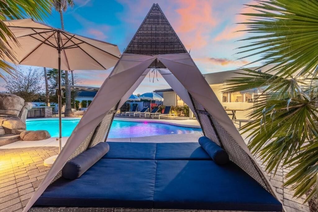 Comfort Villa | Pool | Outdoor pool