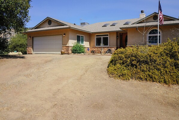 Oklassificerad bild, 1 av 5, knapp