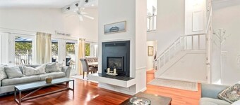 Charming Vineyard Haven Retreat w/ Heated Pool, Walk to Town, & Tashmoo Beach!