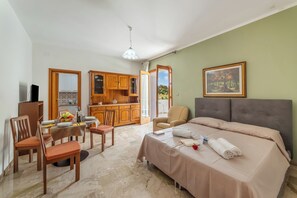 2 chambres, Wi-Fi gratuit, draps fournis