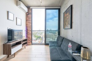 TV - ¡Boutique con Alberca y GYM! 5 personas + Wifi (Monterrey)