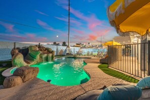 Outdoor pool - Luxe Pickleball Villa by Glam Homes (Scottsdale)