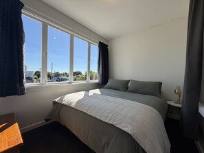 WiFi, bed sheets - Wilma’s by the Bay Riverton (Riverton / Aparima)