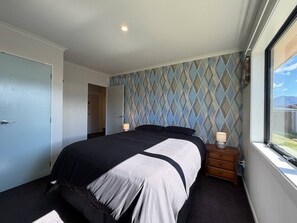 Room - Wapiti Lodge on Lawson (Te Anau)