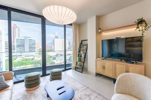 ¡Luxury in San Jeronimo! 1 King & 2 Queen Bed 8ppl
