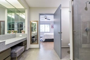 1 bedroom, desk, iron/ironing board, WiFi - ¡Luxury in Santa Catarina! King bed + Wifi | 5 ppl (Santa Catarina)