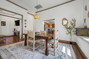 Interior - Phoenix Rising — 2BR/2BA Bungalow Retreat in DTPHX (Phoenix)