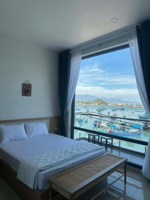 Classic Studio, Balcony, City View