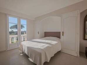Room - Sainte-Maxime – Sémaphore Villa with Swimming Pool (STE MAXIME)