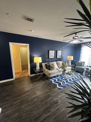 Immagine non classificata, 3 di 45, pulsante