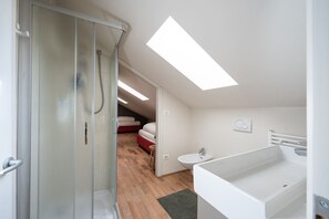 Shower, hair dryer - Brand new apartment for 8 guests with sauna in Alba di Canazei (Canazei)