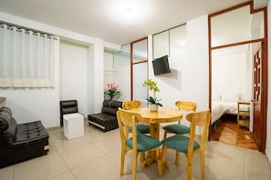 Uklassifisert bilde, 2 av 9, knapp