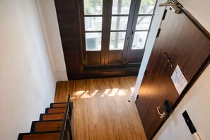 Deluxe Loft Double - Window, Shared Bathroom | Escritorio, wifi gratis, ropa de cama