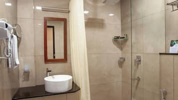 Habitación Deluxe doble, vistas a la ciudad | Baño