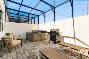 Unclassified image, 5 of 10, button - HOT TUB /Charming 3-bedroom (Davenport)