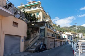Standard Apartment, Multiple Bedrooms (The Blue Window Apartment In) | Exterior - The Blue Window Apartment In Bogliasco (Bogliasco)