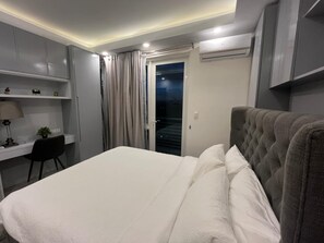 Room - DELUXE CONDO 2 bedrooms, luxury amenities and strategic location in Iloilo City (Iloilo)
