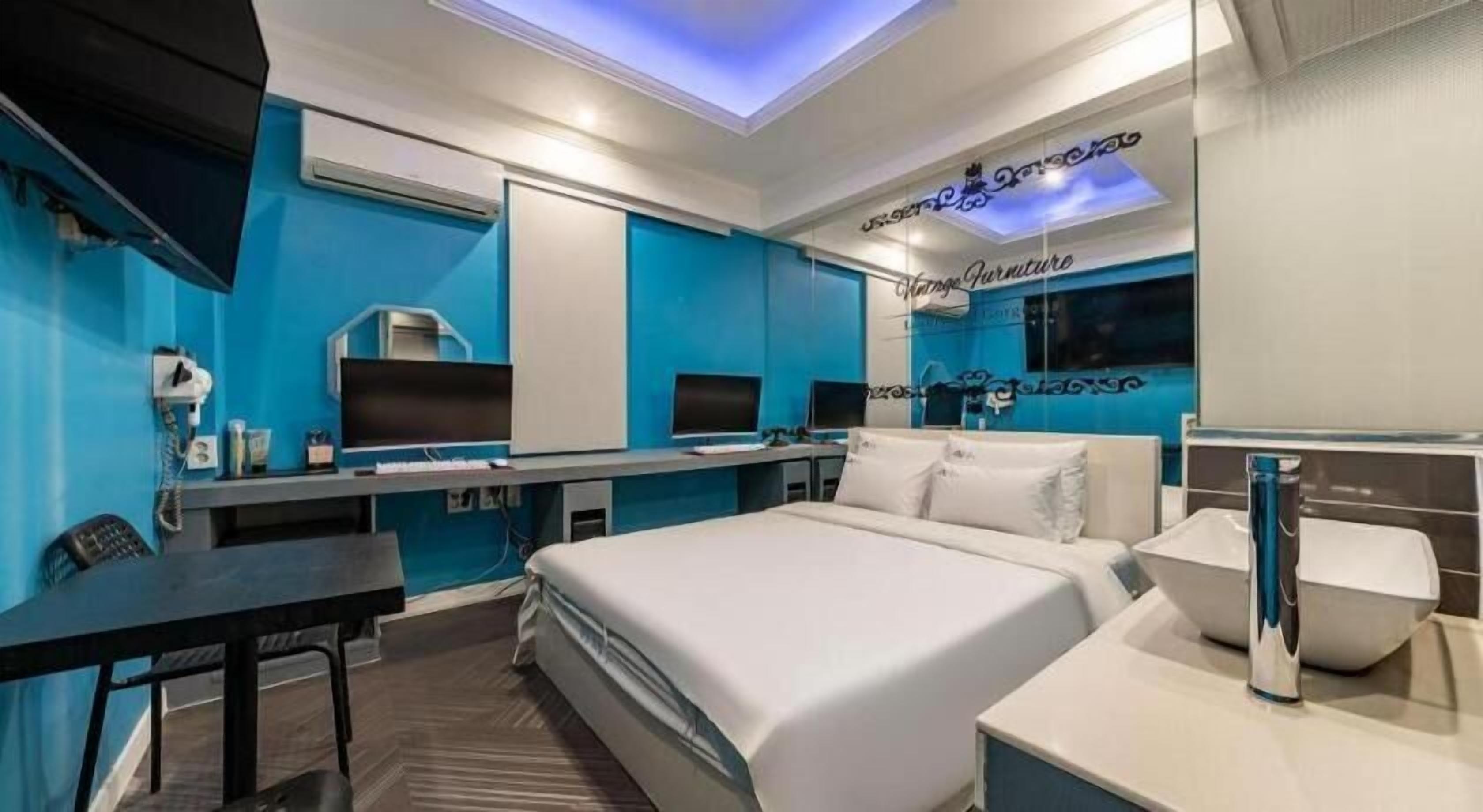 デラックス ダブルルーム 喫煙可 冷房