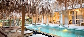 Golden Garuda Cottages at Diamond Beach