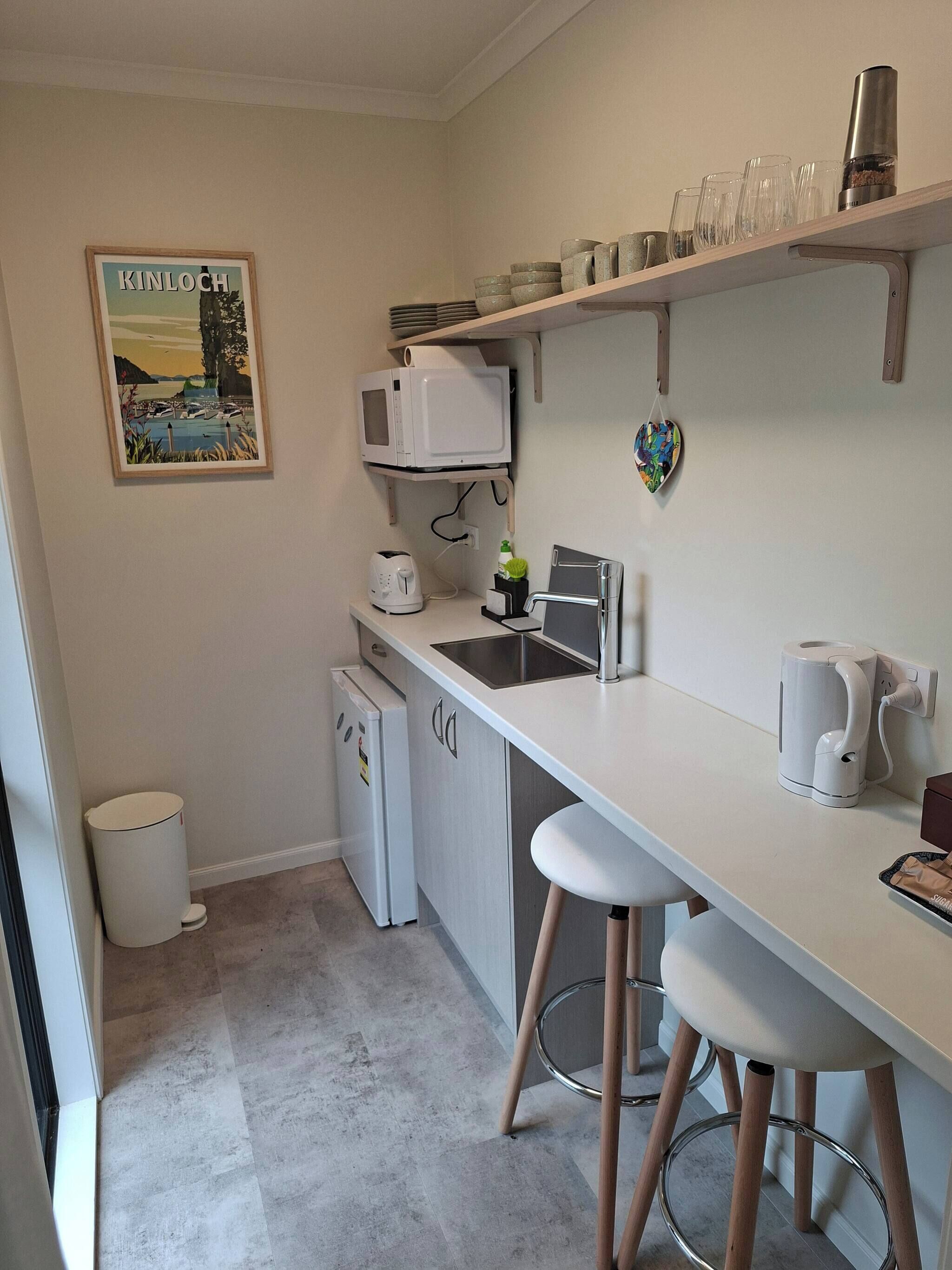 Room, 1 Bedroom, Accessible, Patio | Private kitchen