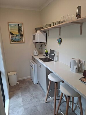 Private kitchen - Room-shakan BnB Lifestyle Block Relaxati (Kinloch)