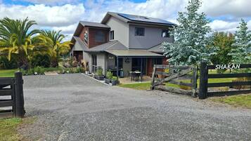 Chambre, 1 chambre, accessible aux personnes à mobilité réduite, patio | Extérieur