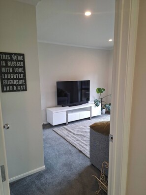 Room, 1 Bedroom, Accessible, Patio | Room amenity - Room-shakan BnB Lifestyle Block Relaxati (Kinloch)